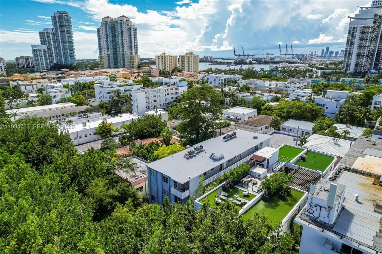 350 Meridian Ave , Unit 202, Miami Beach, FL 33139 Photo