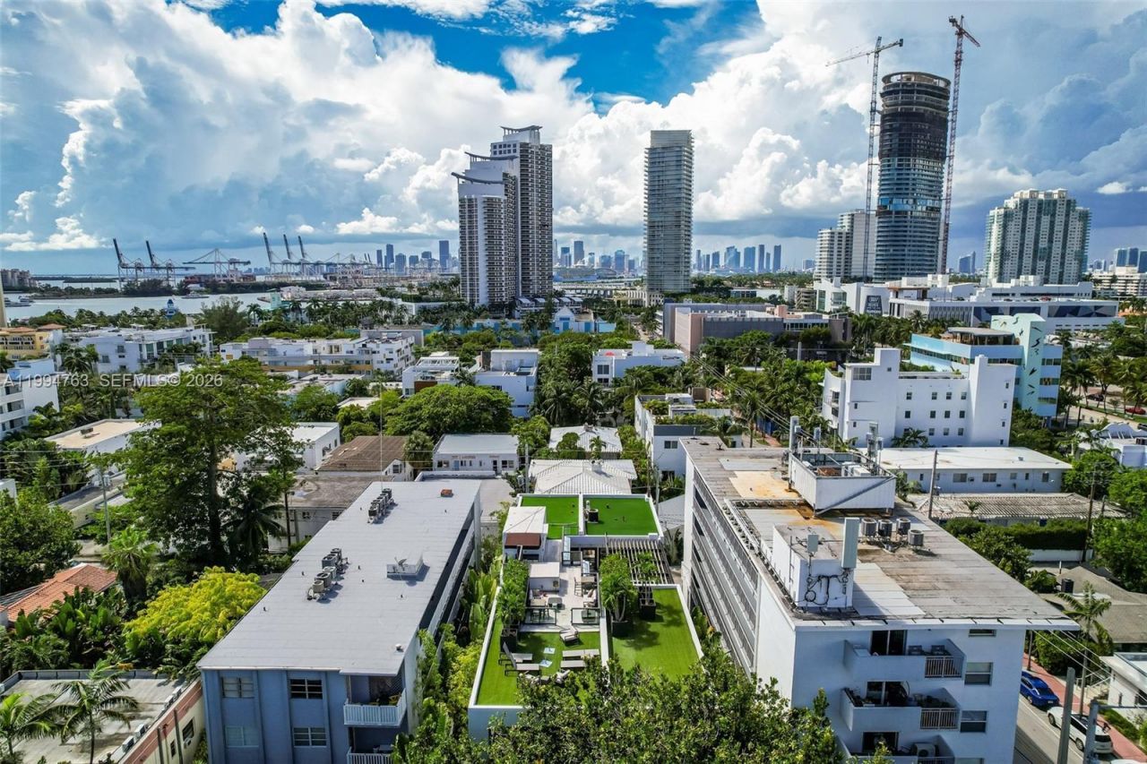 350 Meridian Ave , Unit 202, Miami Beach, FL 33139 Photo