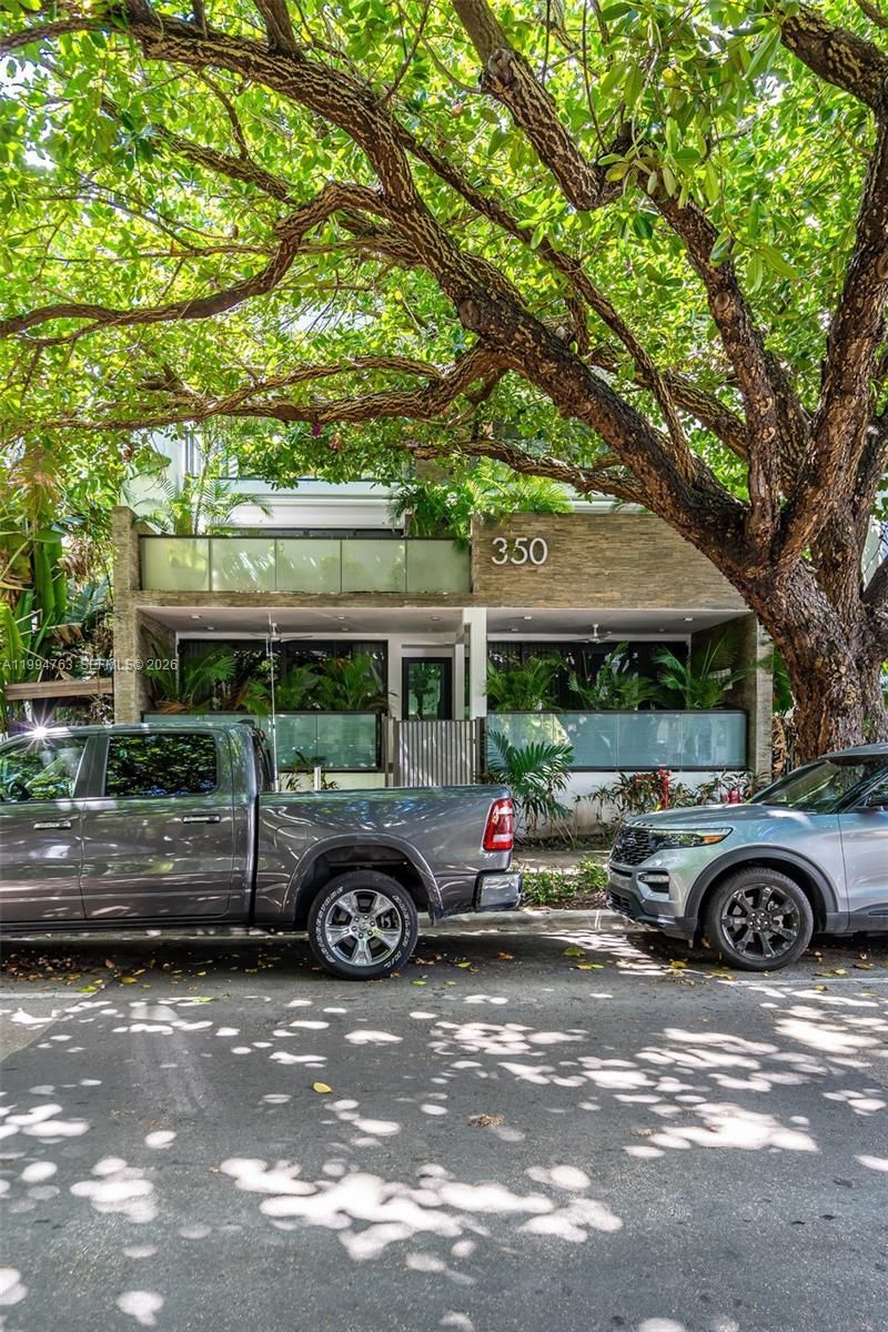 350 Meridian Ave , Unit 202, Miami Beach, FL 33139 Photo