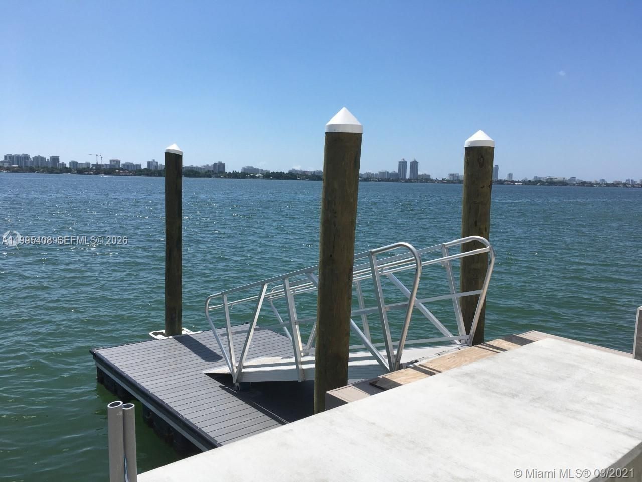 7501 E Treasure Dr, Unit 8A, North Bay Village, FL 33141 Photo