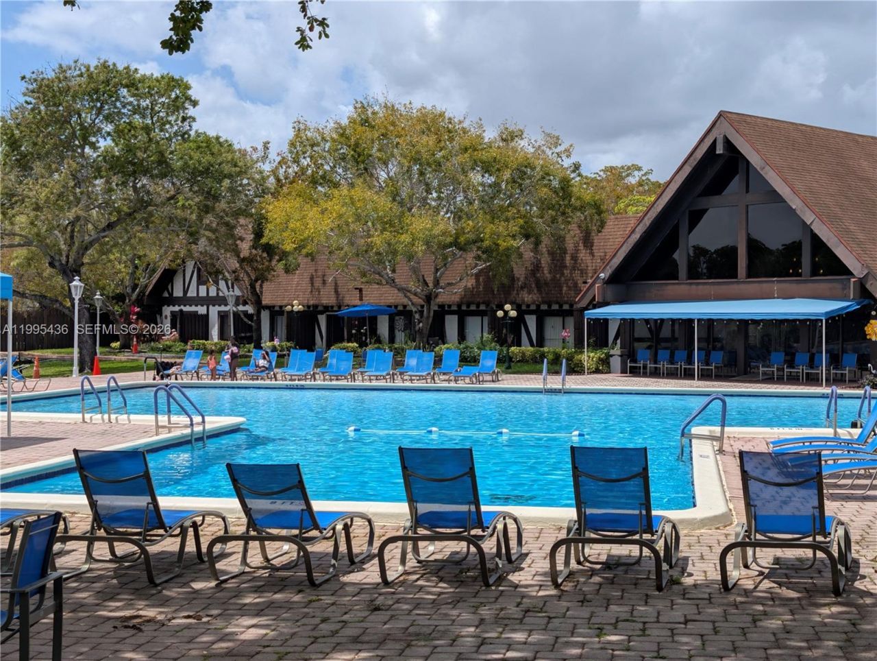 3720 Inverrary Dr, Unit 1J, Lauderhill, FL 33319 Photo