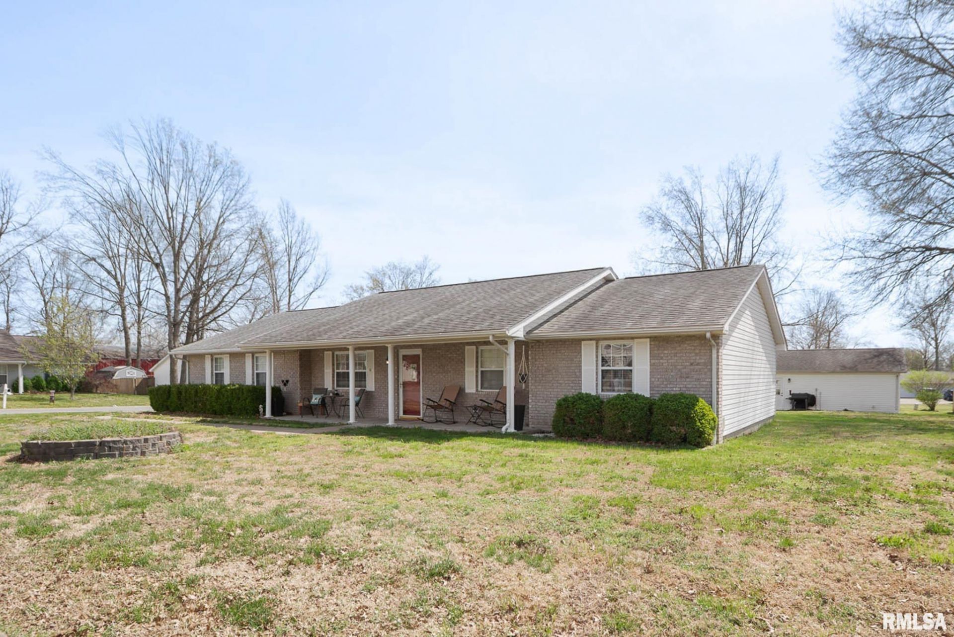 1401 Hannah Drive, Marion, IL 62959 Main Photo