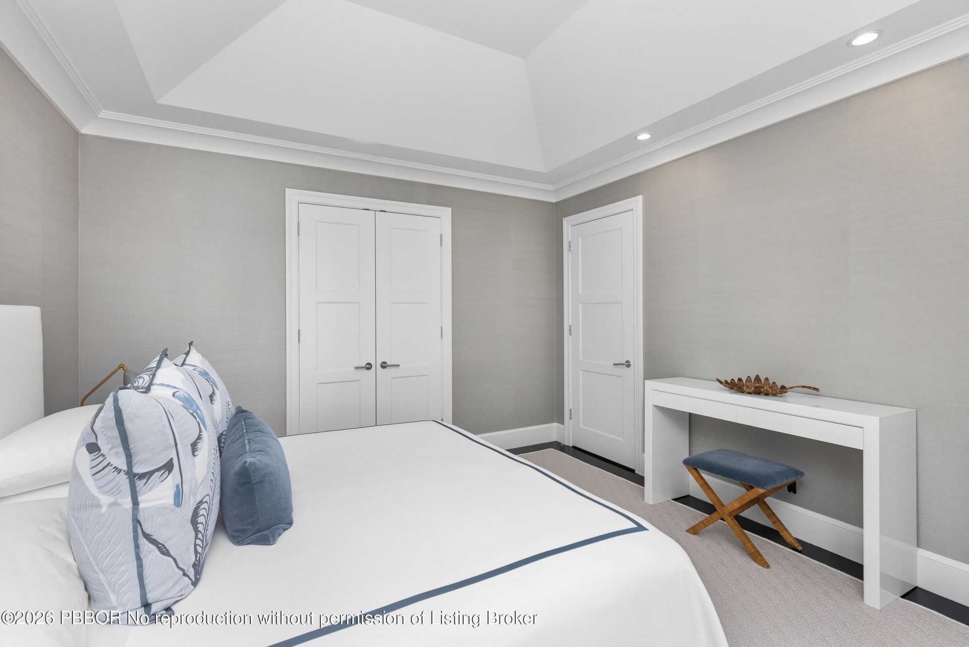 229 Ridgeview Drive, Palm Beach, FL 33480 Photo