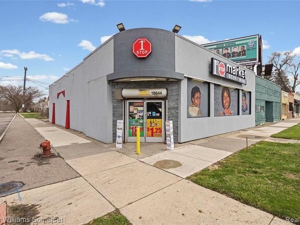 10644 Morang Drive, Detroit, MI 48224