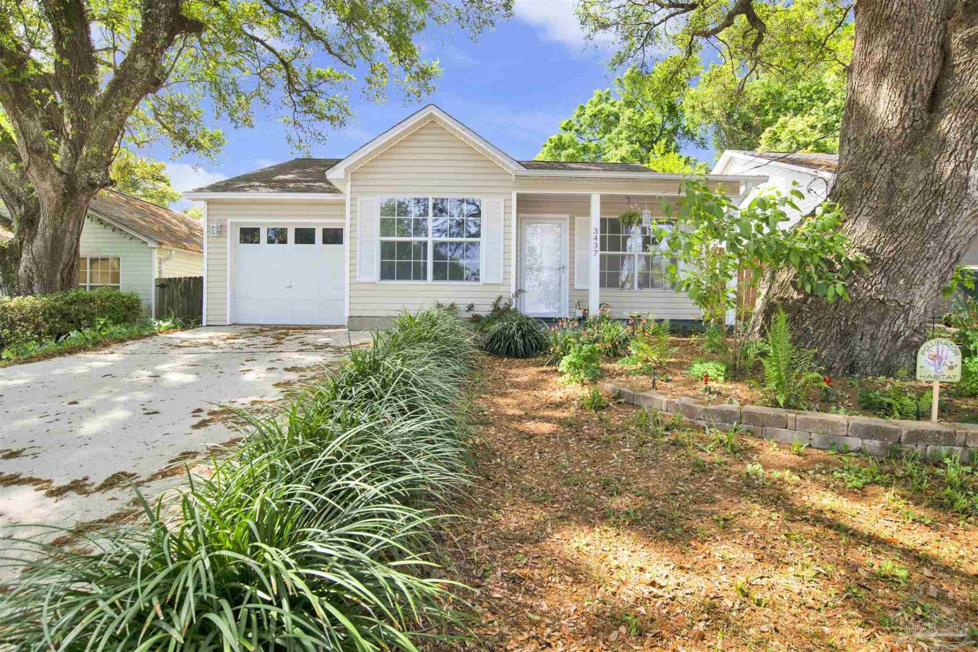 3437 Riverside Dr, Pensacola, FL 32514 Main Photo