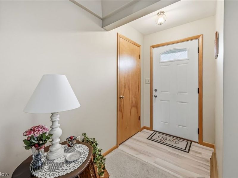 2076 Glenn Drive NE, Warren, OH 44483 Photo 15