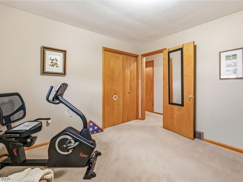 2076 Glenn Drive NE, Warren, OH 44483 Photo 19