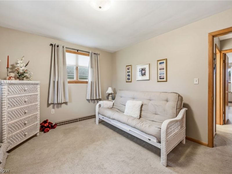 2076 Glenn Drive NE, Warren, OH 44483 Photo 22