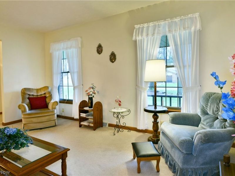 284 Wae Trail, Cortland, OH 44410 Photo 10