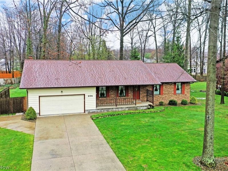 284 Wae Trail, Cortland, OH 44410 Photo 3