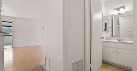 3113 Occidental Dr #4, Unit 4, Sacramento, CA 95826 Photo