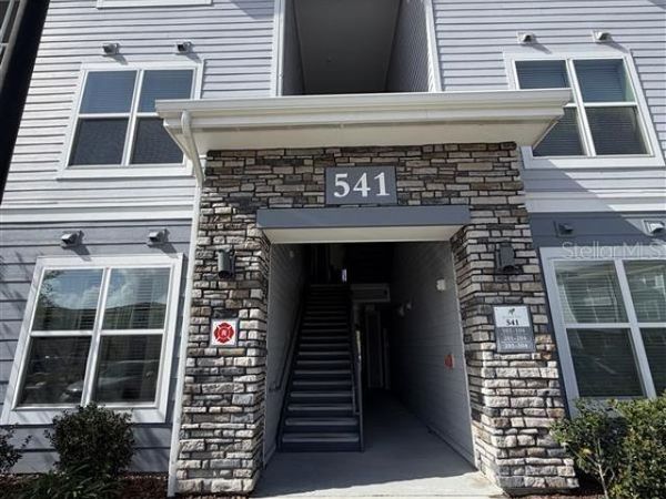 541 ACADEMY DRIVE, Unit 204, KISSIMMEE, FL 34744