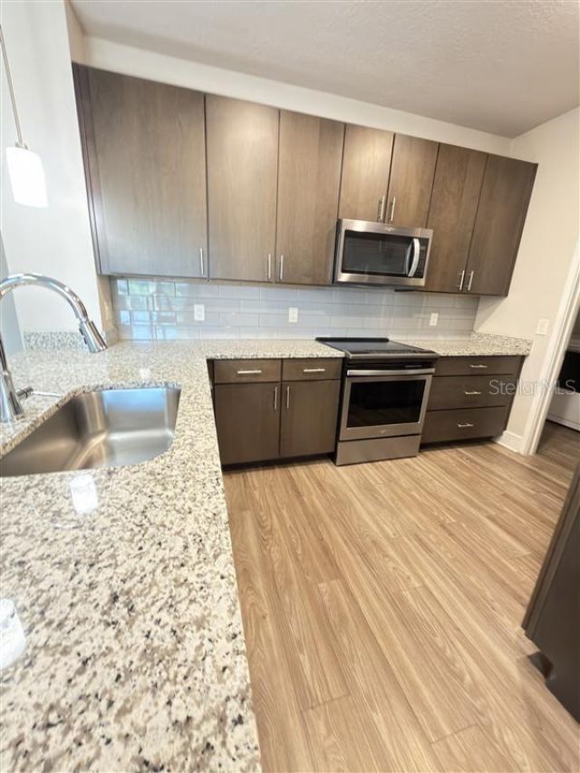 541 Academy Drive, Unit 204, Kissimmee, FL 34744 Photo