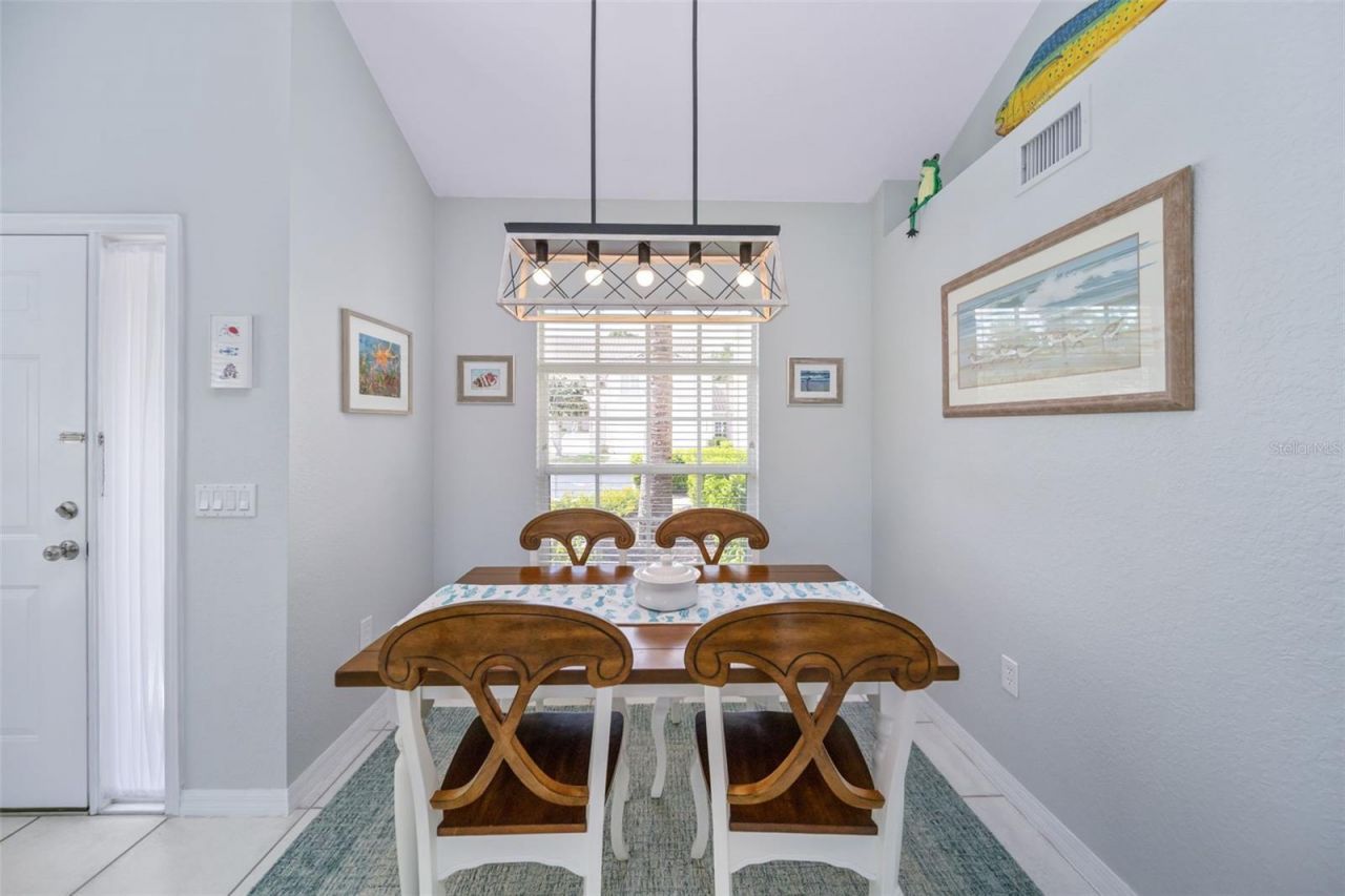 7667 Sweetbay Circle , Unit 11-102, Bradenton, FL 34203 Photo