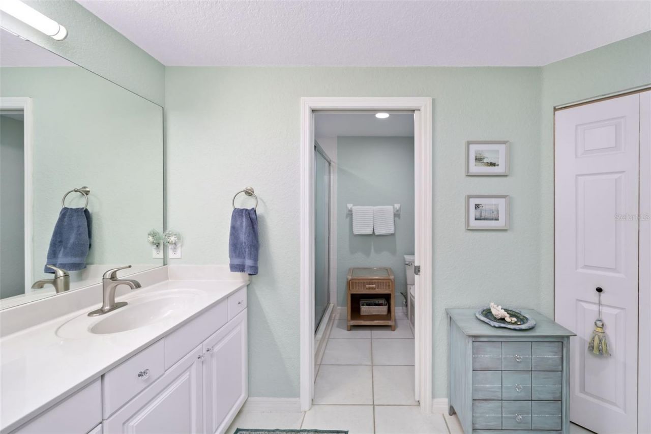 7667 Sweetbay Circle , Unit 11-102, Bradenton, FL 34203 Photo