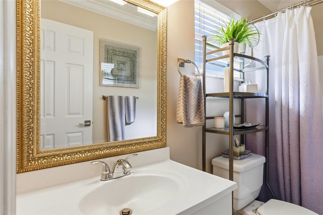 3985 Overlook Bend , Unit 16, Sarasota, FL 34232 Photo