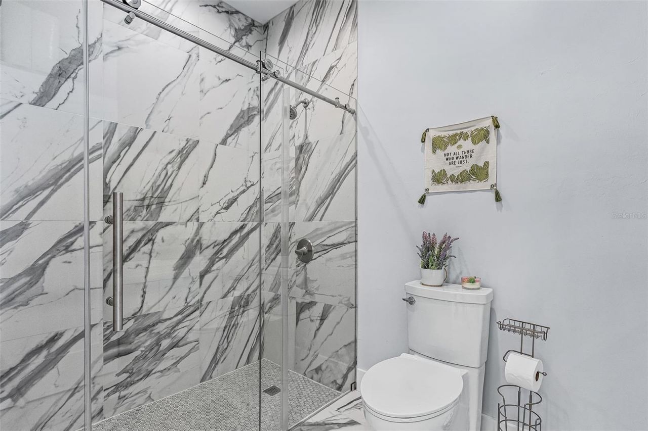 1275 Carlene Avenue , Fort Myers, FL 33901 Photo