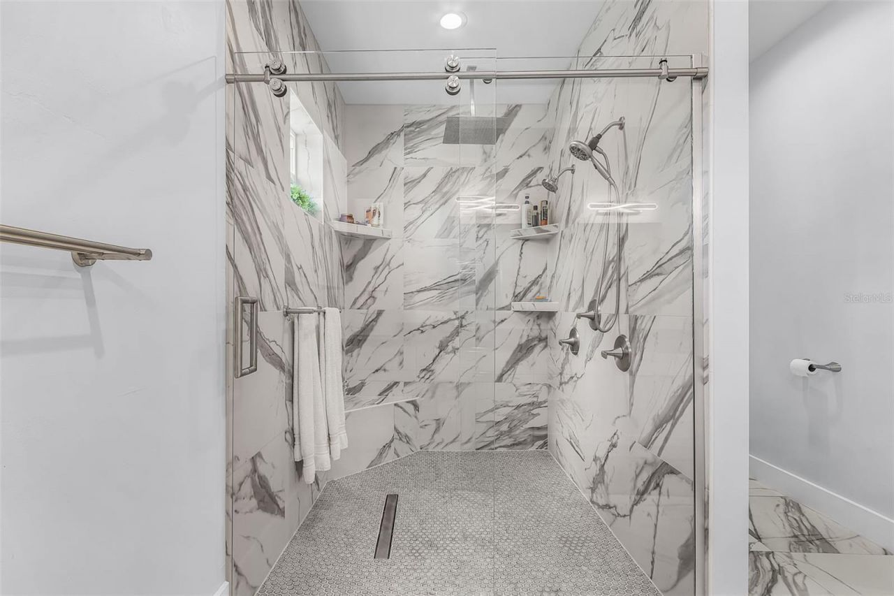 1275 Carlene Avenue , Fort Myers, FL 33901 Photo