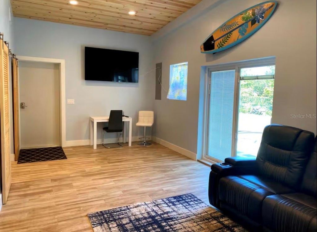 1275 Carlene Avenue , Fort Myers, FL 33901 Photo