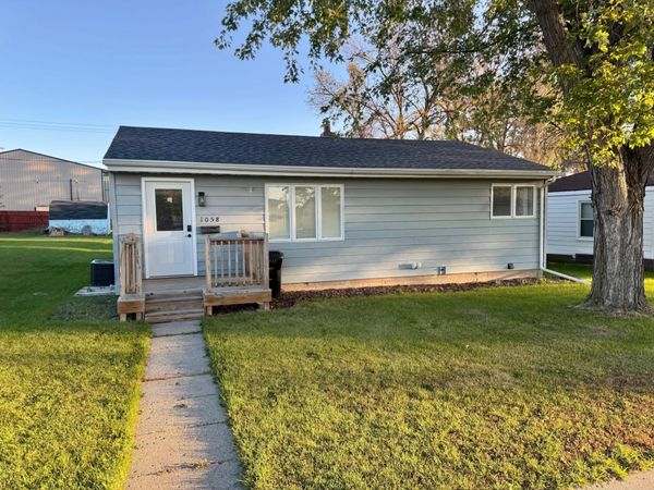 1058 5th Street SW, Valley City, ND 58072