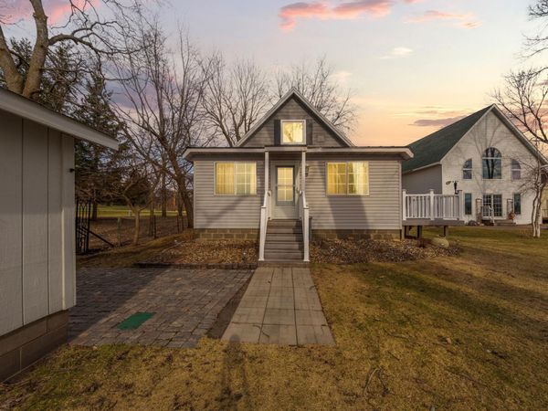 945 Reed Street N, Waterville, MN 56096