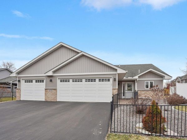 1076 244th Avenue NE, East Bethel, MN 55005