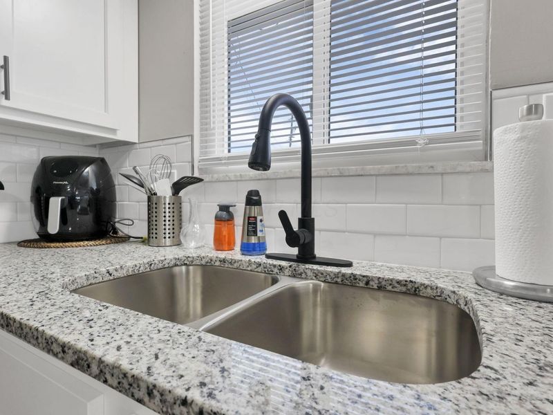 1833 Berkeley Road , Columbus, OH 43207 Photo 13