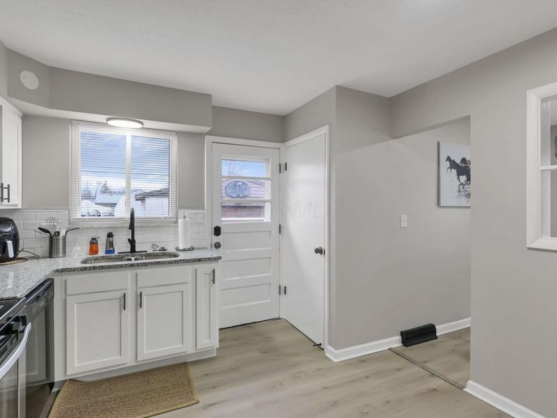 1833 Berkeley Road , Columbus, OH 43207 Photo 9