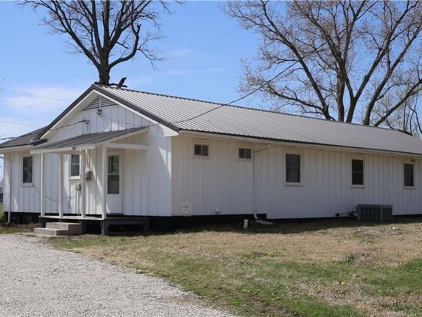 13975 NW 31 Highway, Garnett, KS 66032