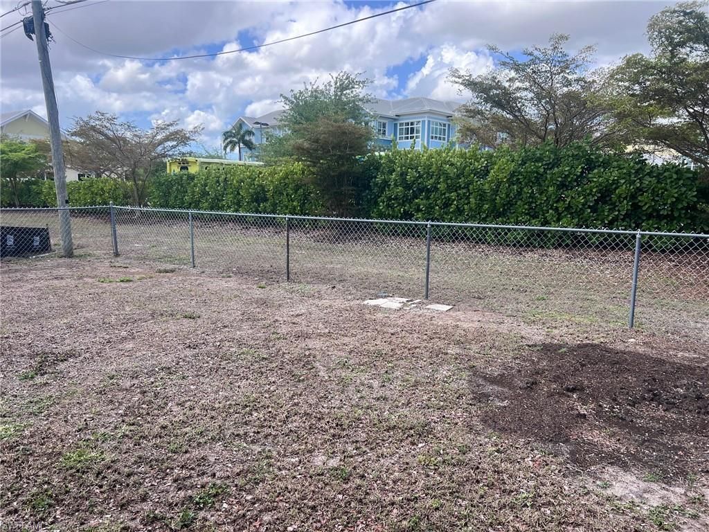 1416 SE 1st Pl , Cape Coral, FL 33990 Photo