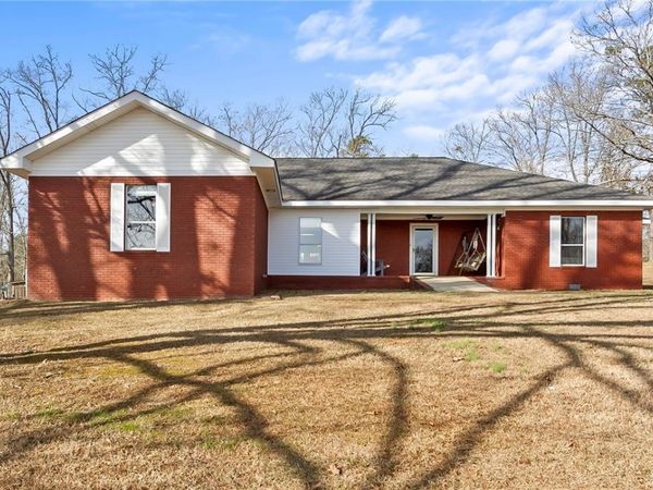 15111 Unicorn Drive, Cottondale, AL 35453