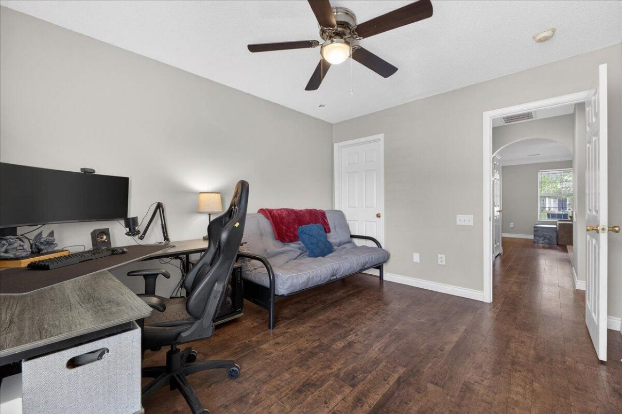 4808 Habersham Lane Photo 10