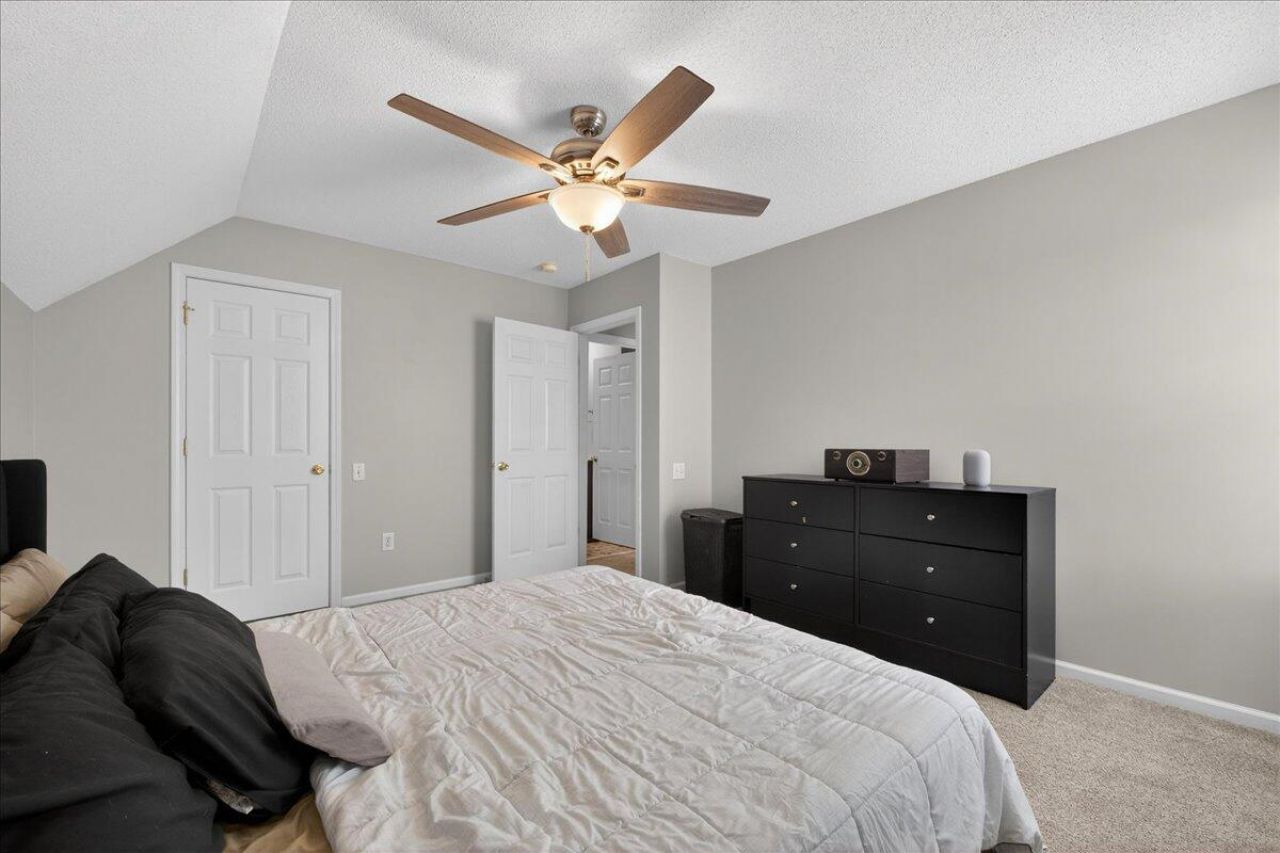 4808 Habersham Lane Photo 25