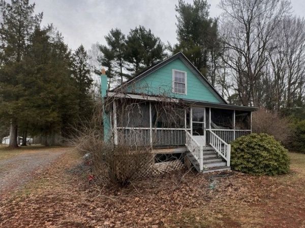 151 Dedham St, Wrentham, MA 02093