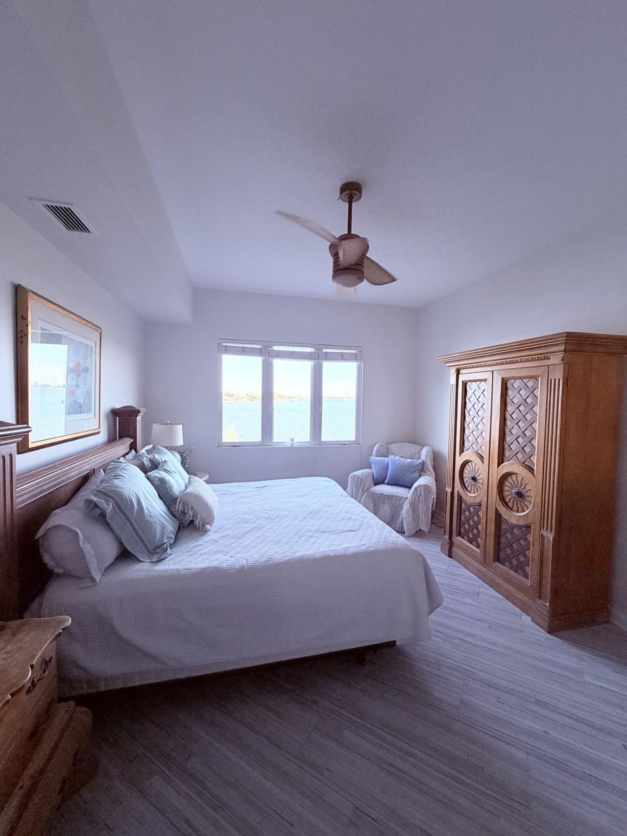 3 E Harbour Isle Drive E, Unit 204, Fort Pierce, FL 34949 Photo