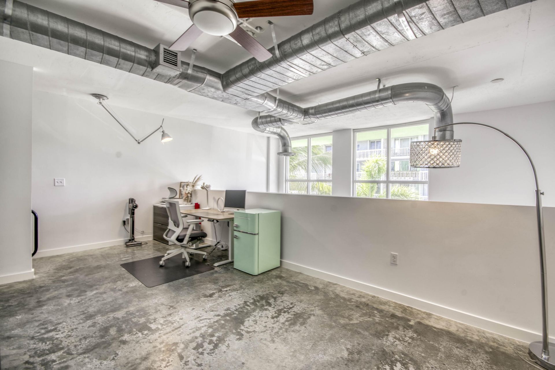 108 Lake Avenue, Unit 202, Lake Worth Beach, FL 33460 Photo