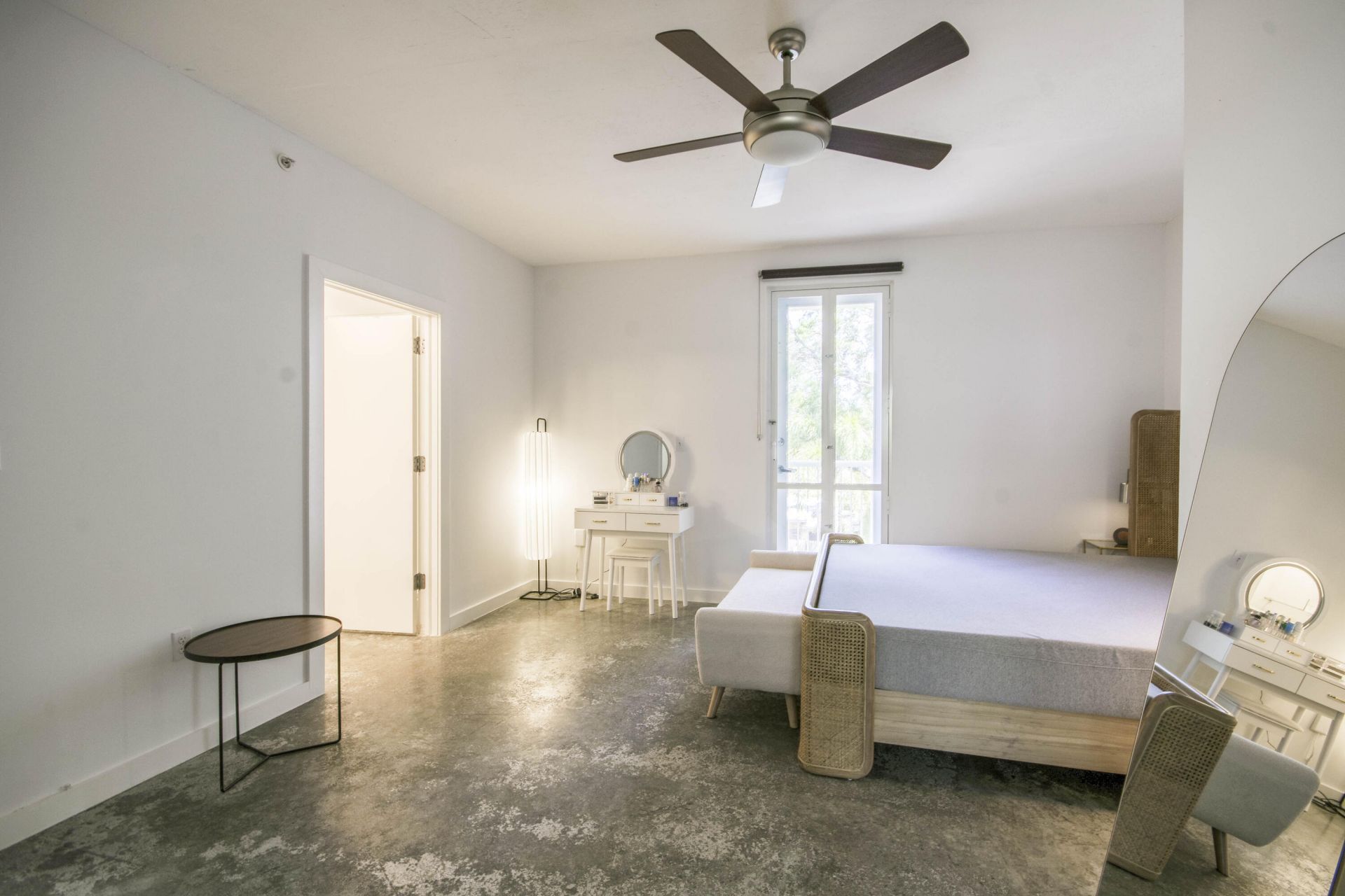 108 Lake Avenue, Unit 202, Lake Worth Beach, FL 33460 Photo