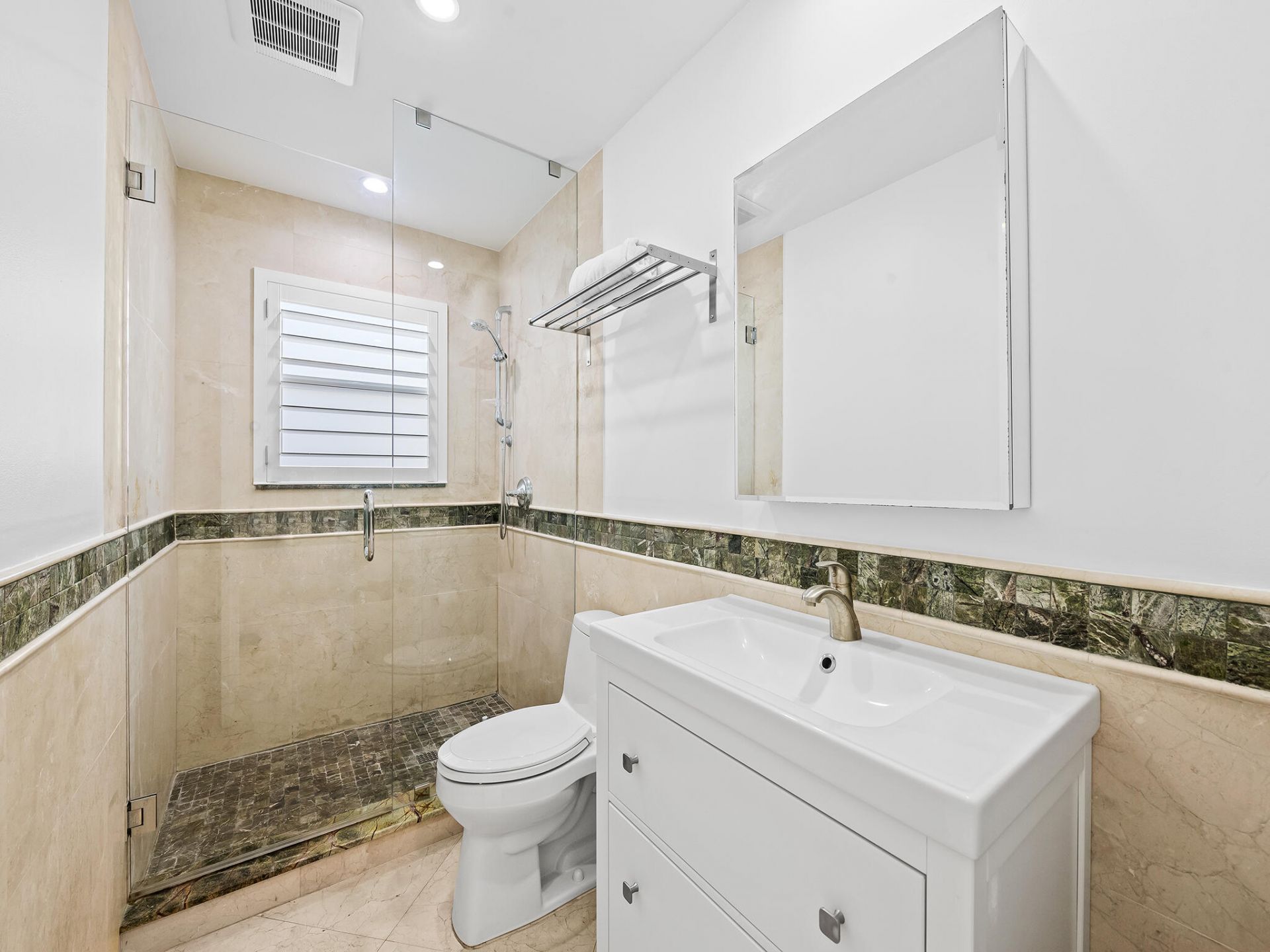 6611 NE 21st Lane, Fort Lauderdale, FL 33308 Photo