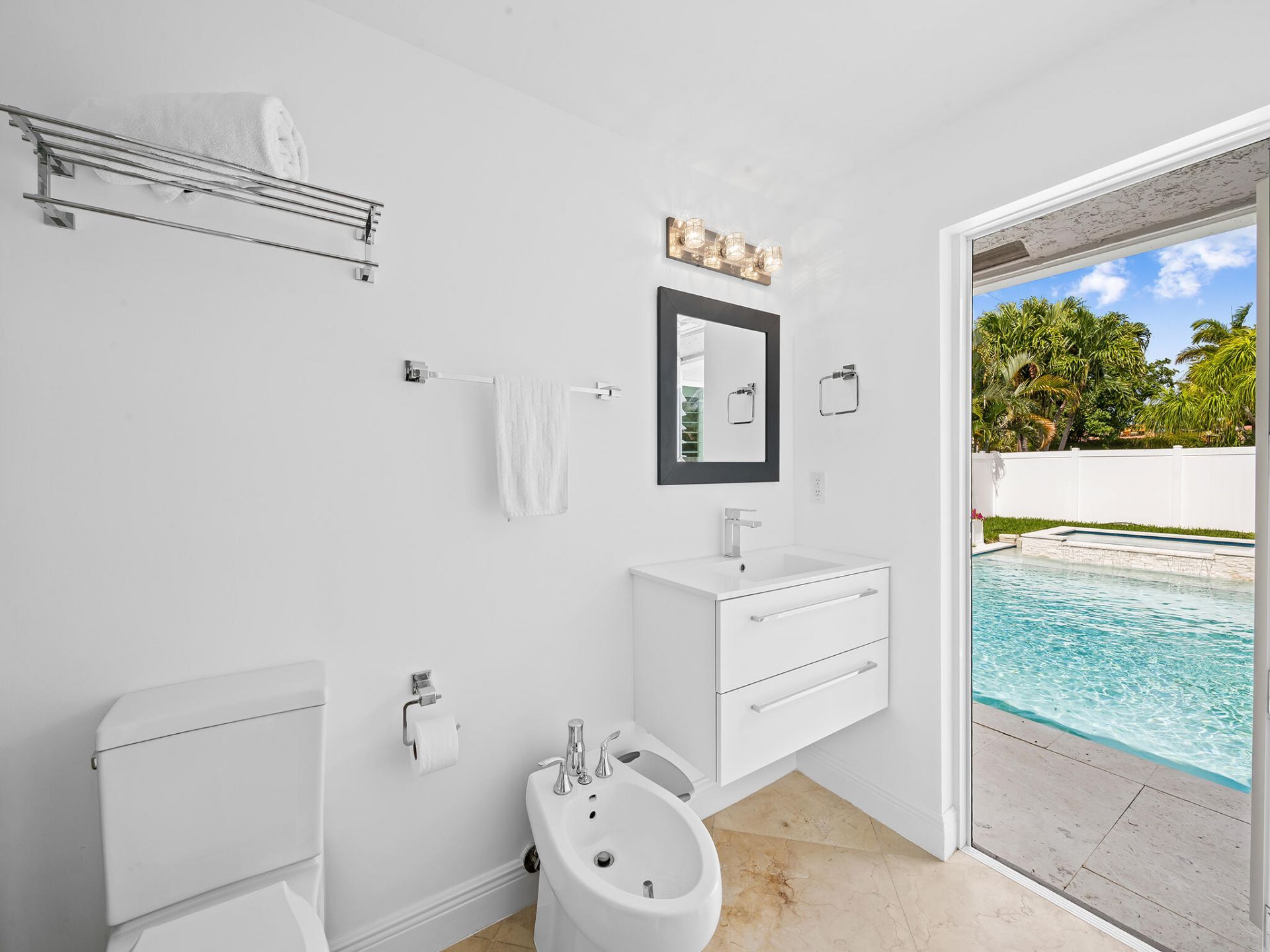 6611 NE 21st Lane, Fort Lauderdale, FL 33308 Photo