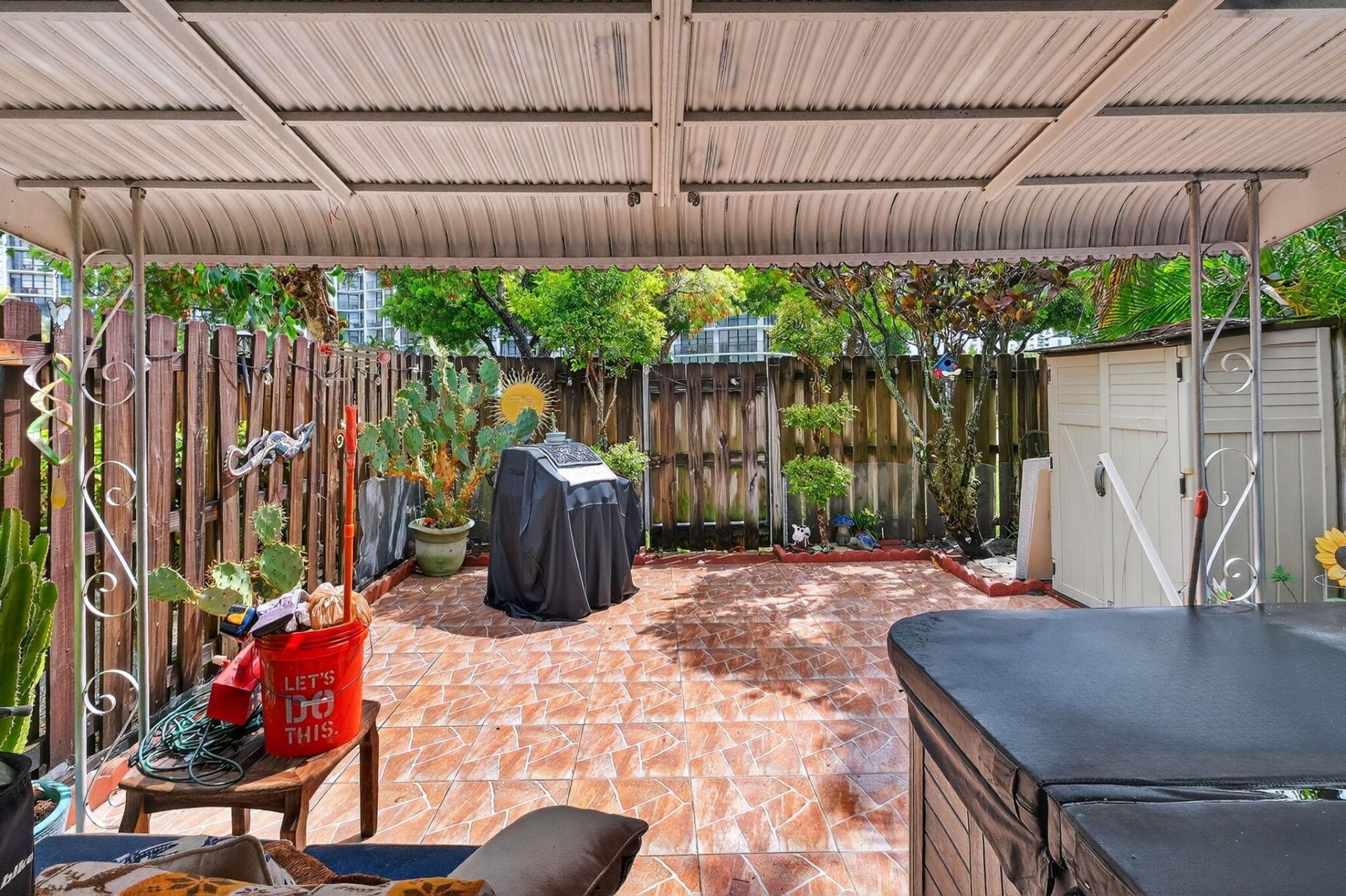 928 NE 27th Avenue, Hallandale Beach, FL 33009 Photo