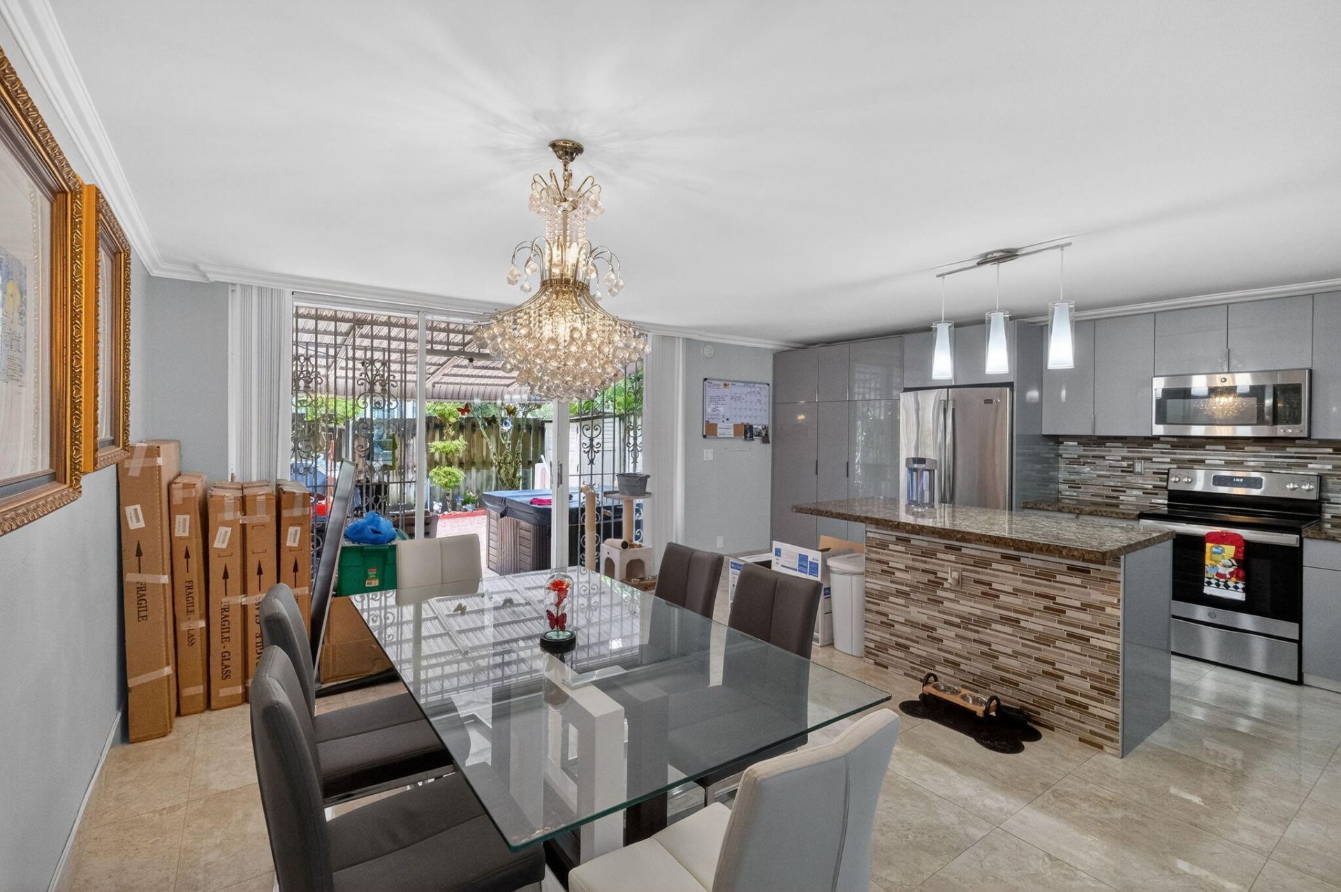 928 NE 27th Avenue, Hallandale Beach, FL 33009 Photo