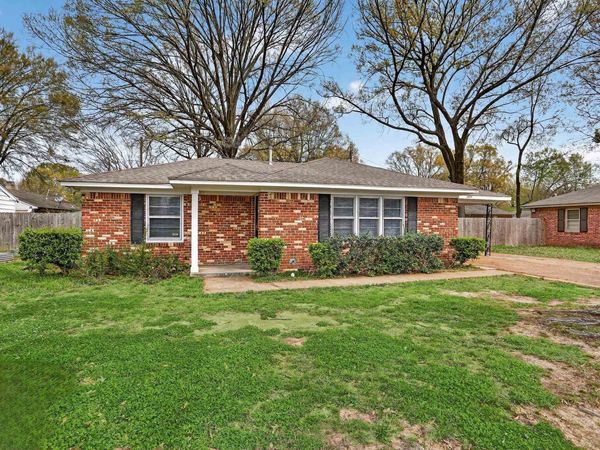 4928 WILLOW RD, Memphis, TN 38117