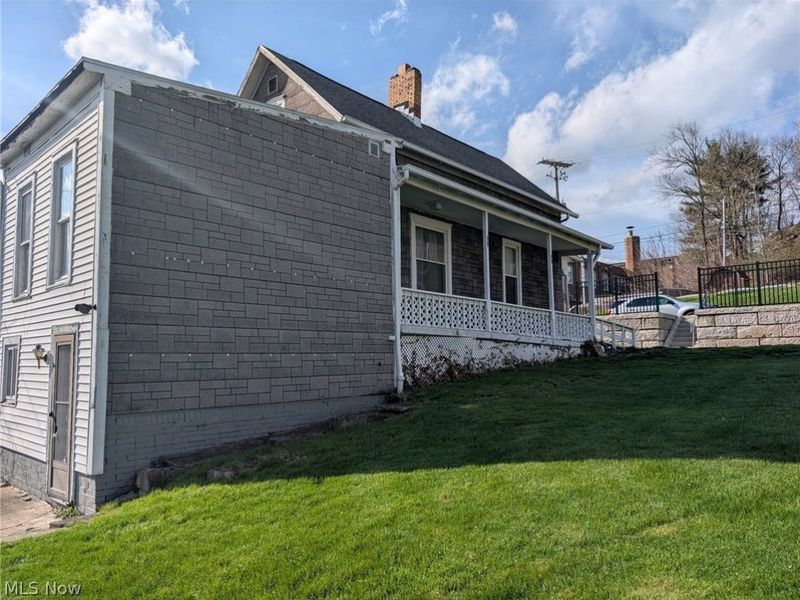 320 Sherman Street, Dennison, OH 44621 Photo 2