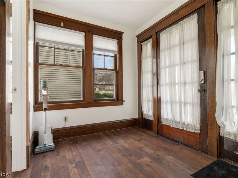 208 Bachtel Street SE, North Canton, OH 44720 Photo 10