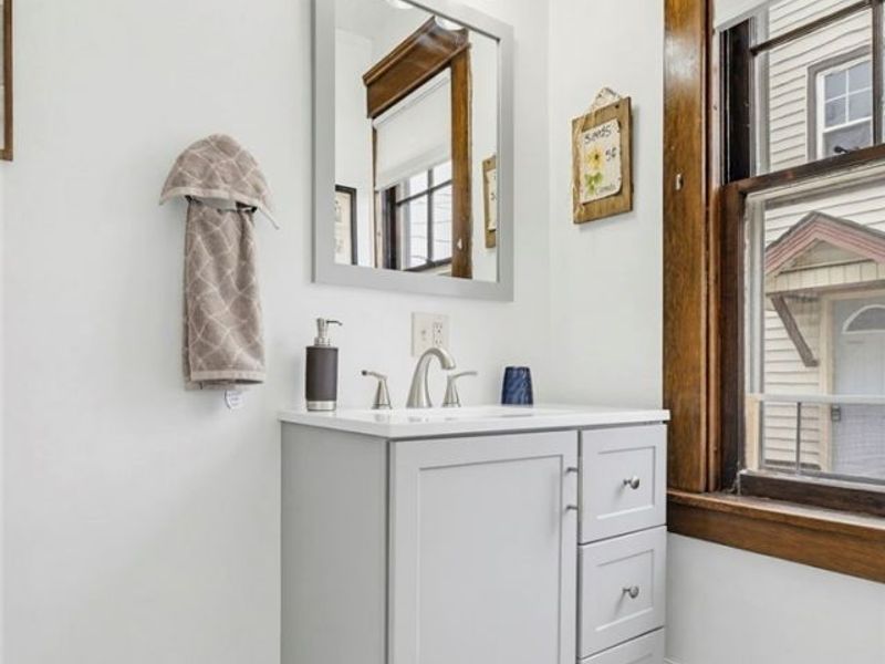 208 Bachtel Street SE, North Canton, OH 44720 Photo 14