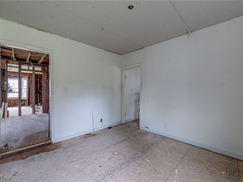 208 Sunset Road, Avon Lake, OH 44012 Photo 28