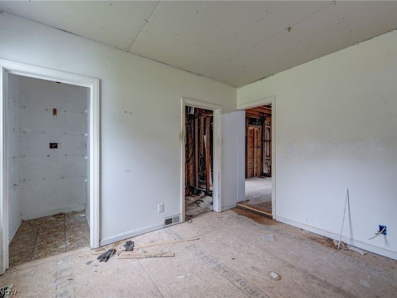 208 Sunset Road, Avon Lake, OH 44012 Photo 29