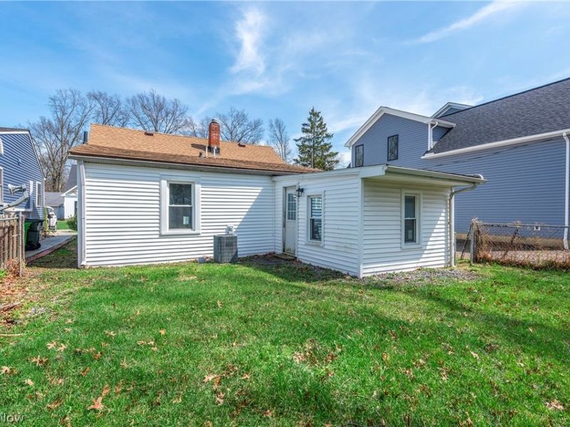 208 Sunset Road, Avon Lake, OH 44012 Photo 41