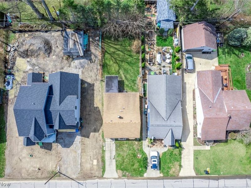 208 Sunset Road, Avon Lake, OH 44012 Photo 6