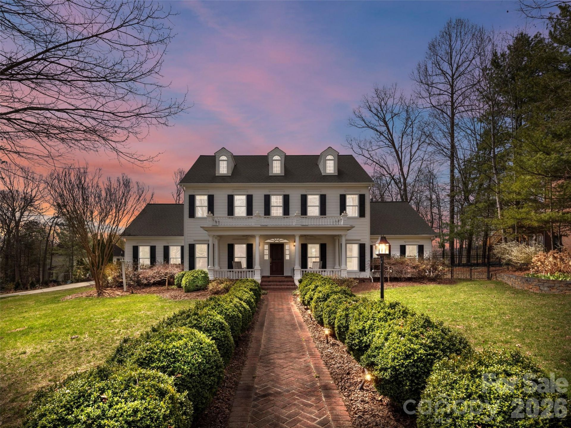 604 Holt Lane, Asheville, NC 28803